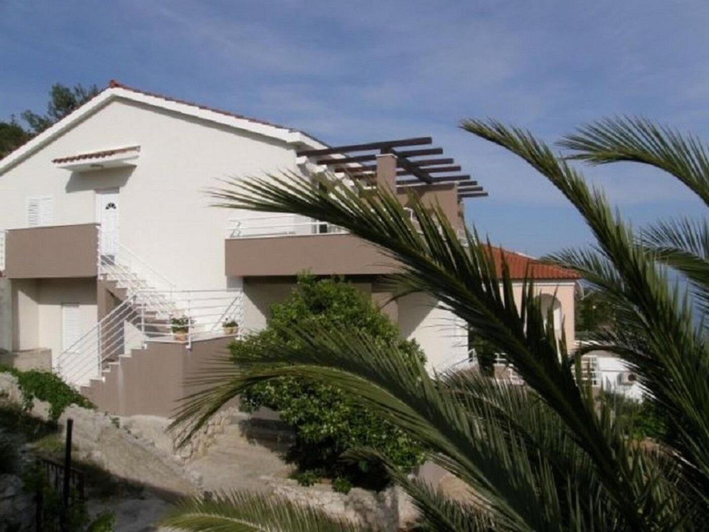 Apartments Ljubi Vinišće 외부 사진